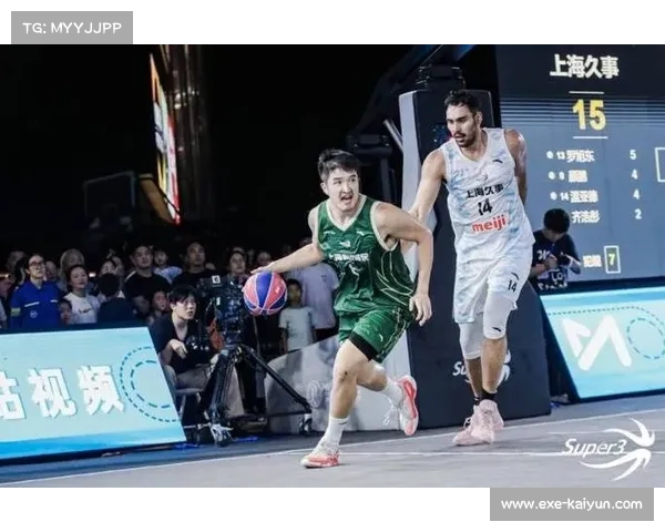 崇明队张殿梁小组赛表现突出7分6篮板 内线状态将决定晋级命运