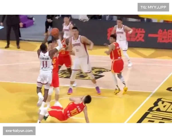 山西队揭幕战外援出手三十三次 本土球员进攻责任逐步增加